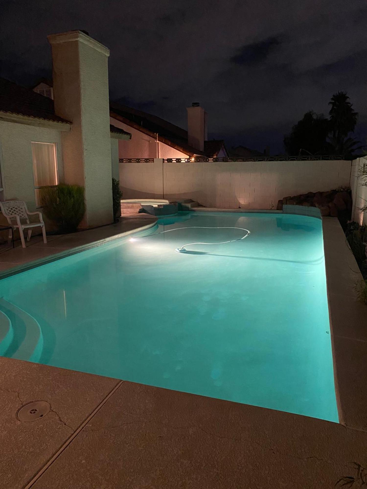 Luxury 1900 Sq Ft House Huge 46 Ft Pool & Hot Spa Las Vegas Exterior photo
